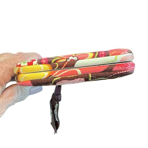 VERA BRADLEY Opera Quilted Wallet Folkloric, Make Me Blush, Buttercup - Picture 5 of 16